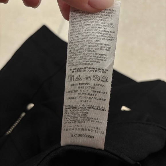 DIESEL BLACK MINI SKIRT - Picture 3 of 7